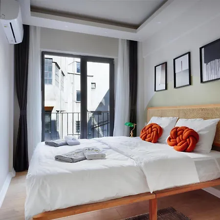 Renovu Premium Homes In Cihangir * اسطنبول