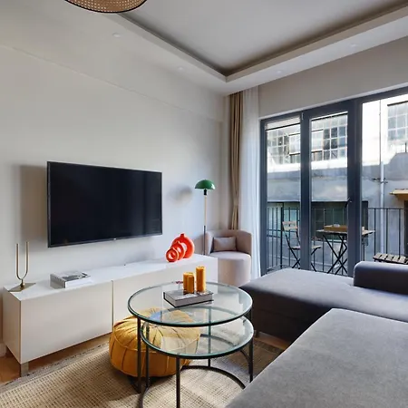 Renovu Premium Homes In Cihangir * اسطنبول